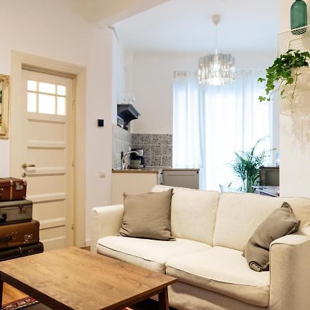 Lovely Vintage Double Studio In City Center Boekarest Buitenkant foto