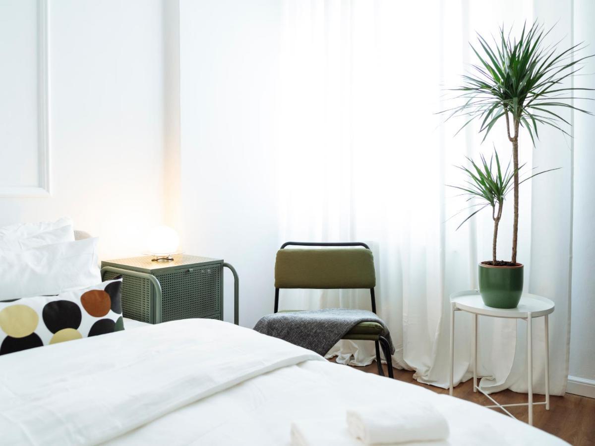 Lovely Vintage Double Studio In City Center Boekarest Buitenkant foto