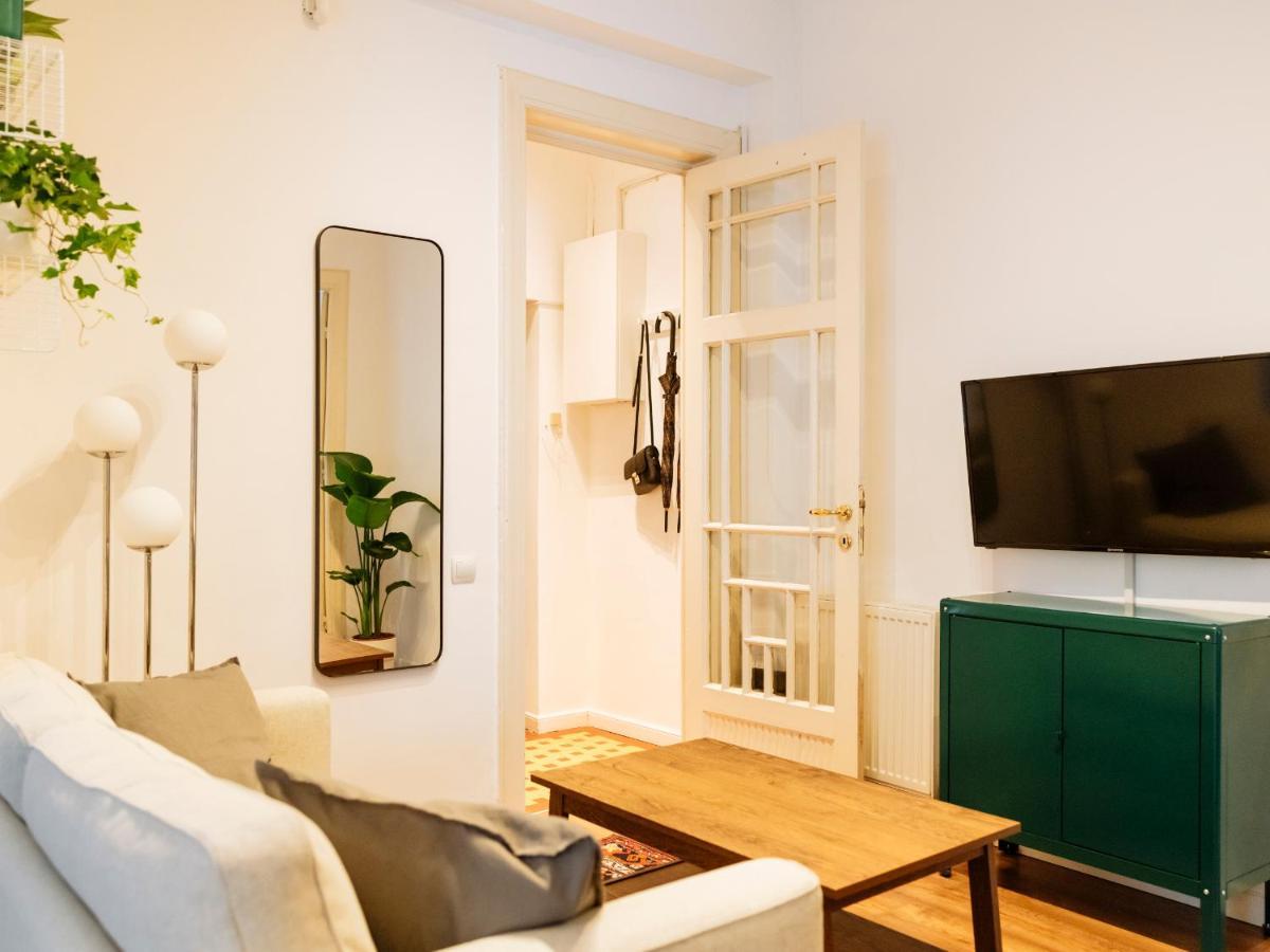 Lovely Vintage Double Studio In City Center Boekarest Buitenkant foto