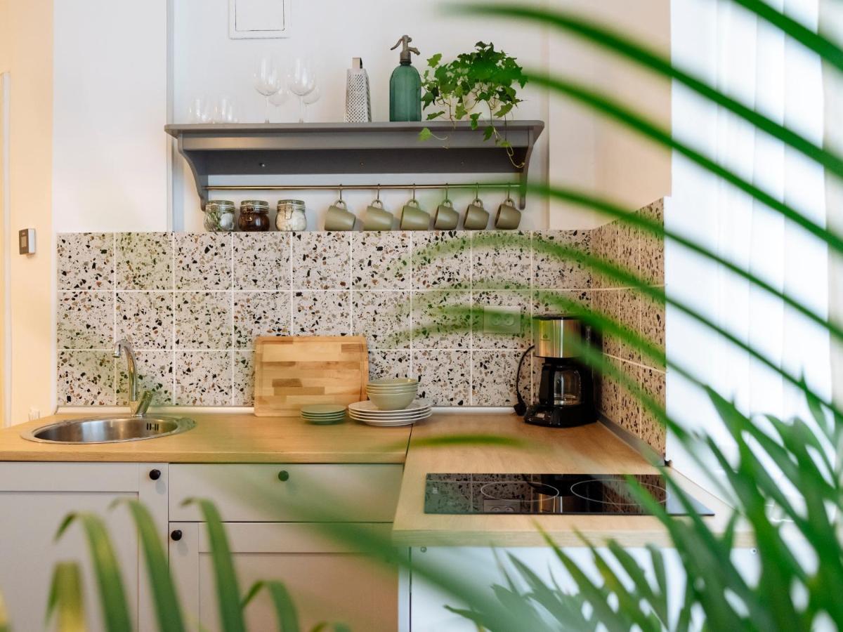 Lovely Vintage Double Studio In City Center Boekarest Buitenkant foto