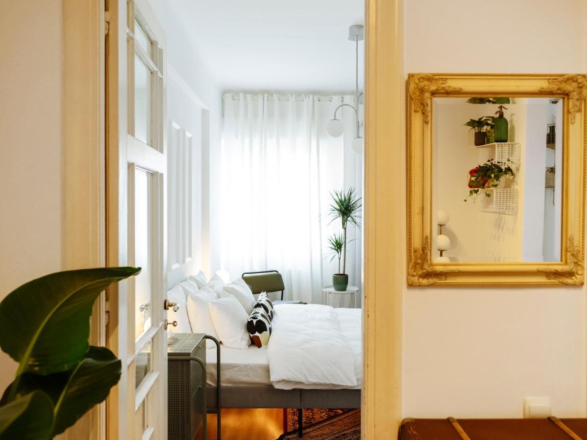 Lovely Vintage Double Studio In City Center Boekarest Buitenkant foto